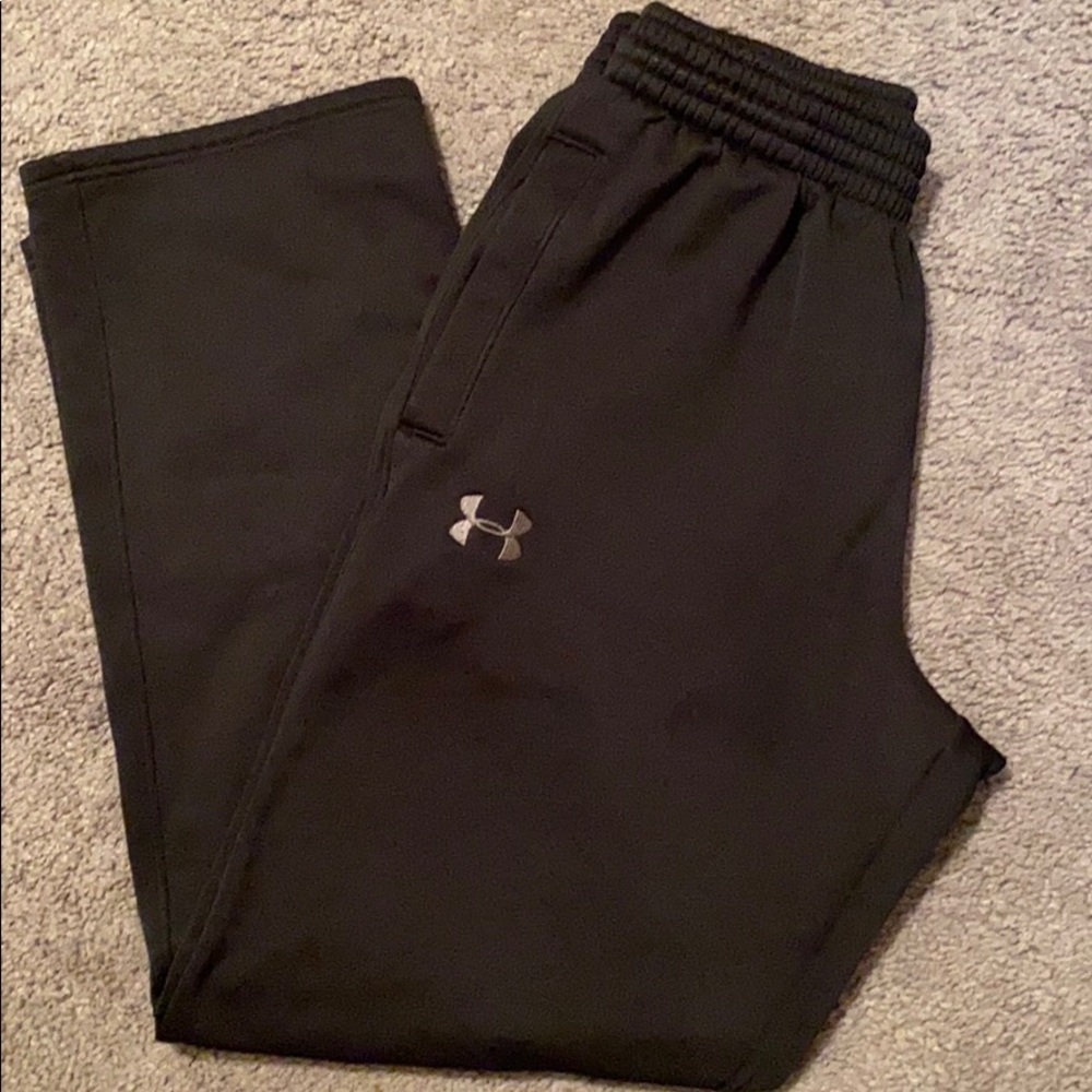 Men’s Under Armour Sweatpants.